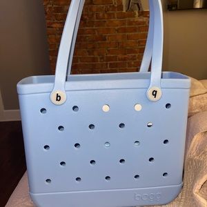 NWOT bogg bag small